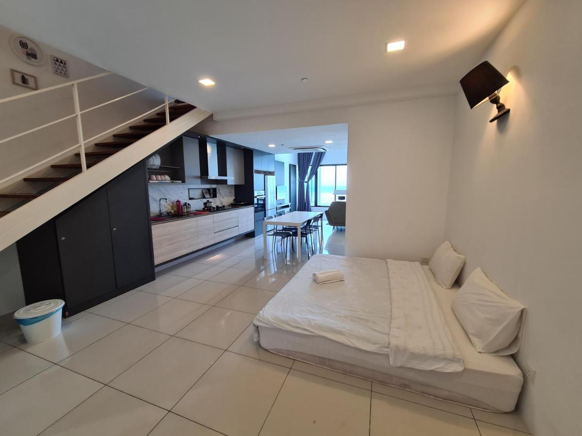 Sunrise Gurney Premium Executive City/Seafront Suite - Penang George Town Exterior photo