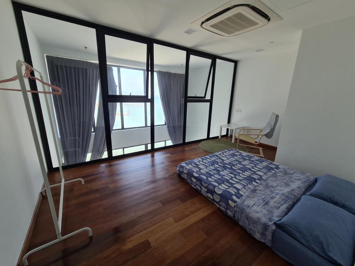 Sunrise Gurney Premium Executive City/Seafront Suite - Penang George Town Exterior photo