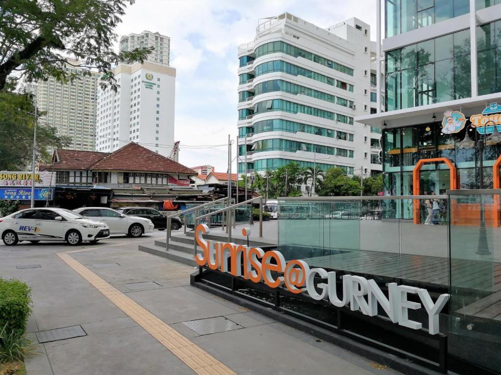 Sunrise Gurney Premium Executive City/Seafront Suite - Penang George Town Exterior photo