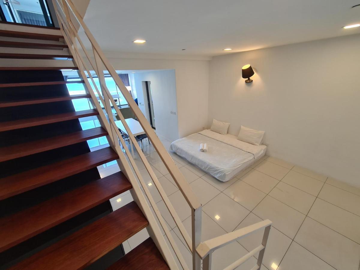 Sunrise Gurney Premium Executive City/Seafront Suite - Penang George Town Exterior photo